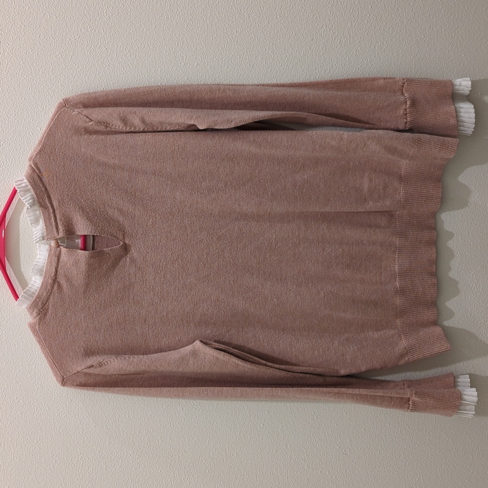 Pink Sweater - Picture 2 of 7